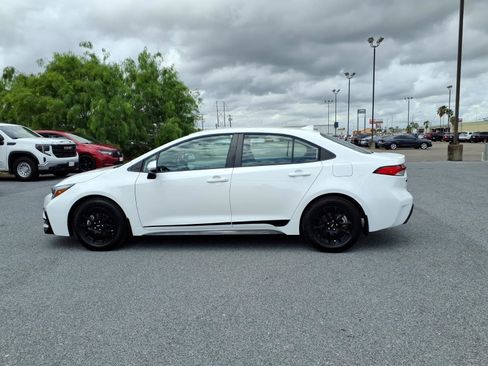 Used 2025 Toyota Corolla SE FWD image 5