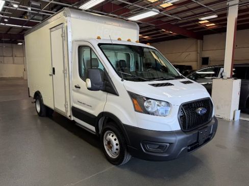 Used 2022 Ford Transit 350 DRW RWD image 6