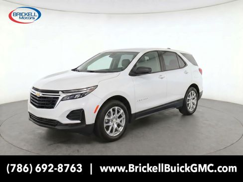 Used 2024 Chevrolet Equinox LS w/ Driver Confidence II Package FWD image 1