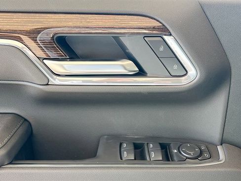 New 2026 GMC Sierra 1500 Elevation image 13
