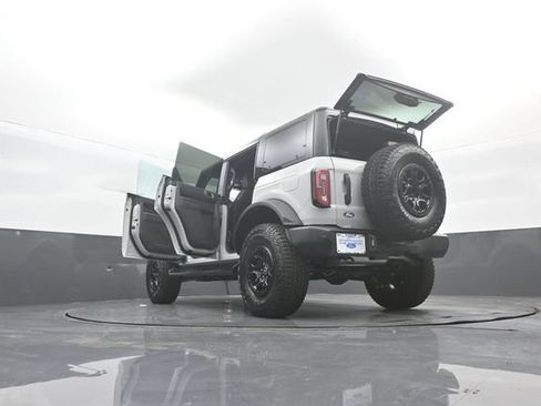 New 2026 Ford Bronco Outer Banks w/ Sasquatch Package AWD/4WD image 41