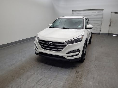 Used 2018 Hyundai Tucson Sport image 15