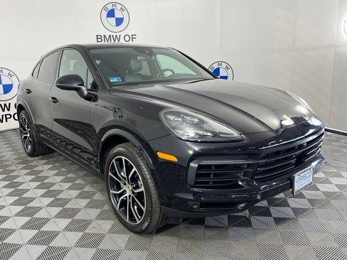 Used 2020 Porsche Cayenne S image 1