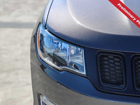 Used 2020 Jeep Compass Limited FWD image 4