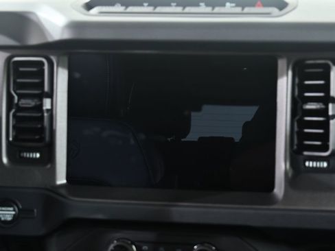 New 2026 Ford Bronco Badlands AWD/4WD image 9