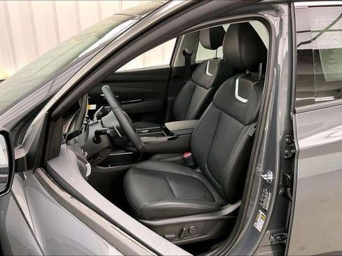 New 2026 Hyundai Tucson Limited image 32