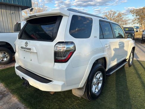 Used 2016 Toyota 4Runner SR5 Premium image 5