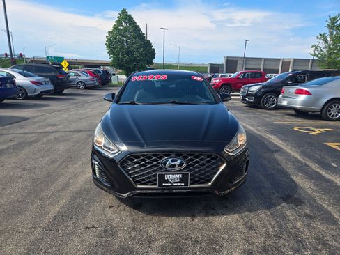 Used 2018 Hyundai Sonata Sport FWD image 2