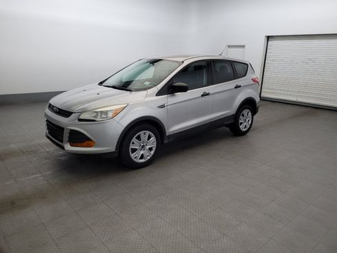 Used 2016 Ford Escape S FWD image 2
