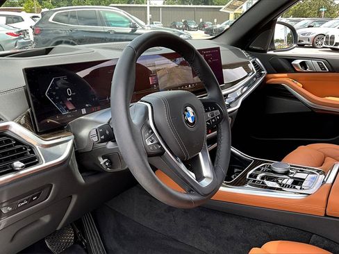 Certified 2025 BMW X5 xDrive40i image 17