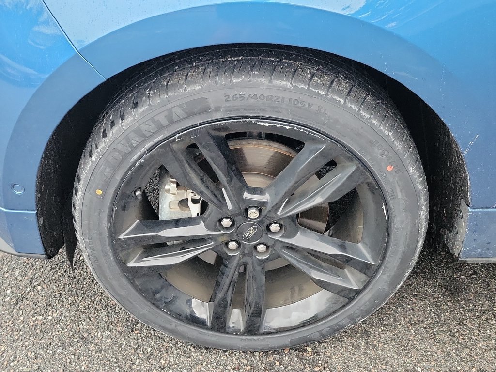 Used 2019 Ford Edge ST w/ Equipment Group 401A AWD/4WD image 5