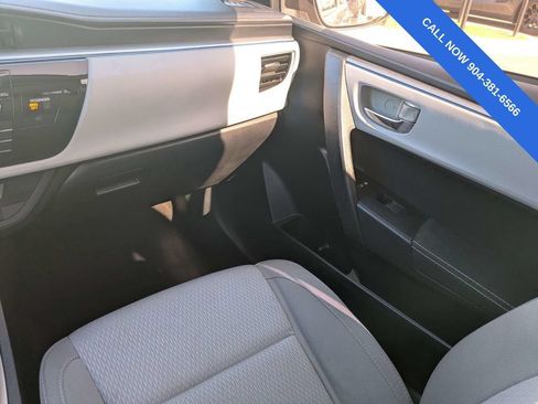 Used 2015 Toyota Corolla LE FWD image 16