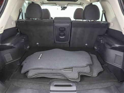 Used 2020 Nissan Rogue SV w/ Sun & Sound Touring Package image 23