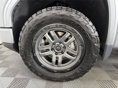 Used 2023 GMC Sierra 1500 Denali Ultimate AWD/4WD image 10