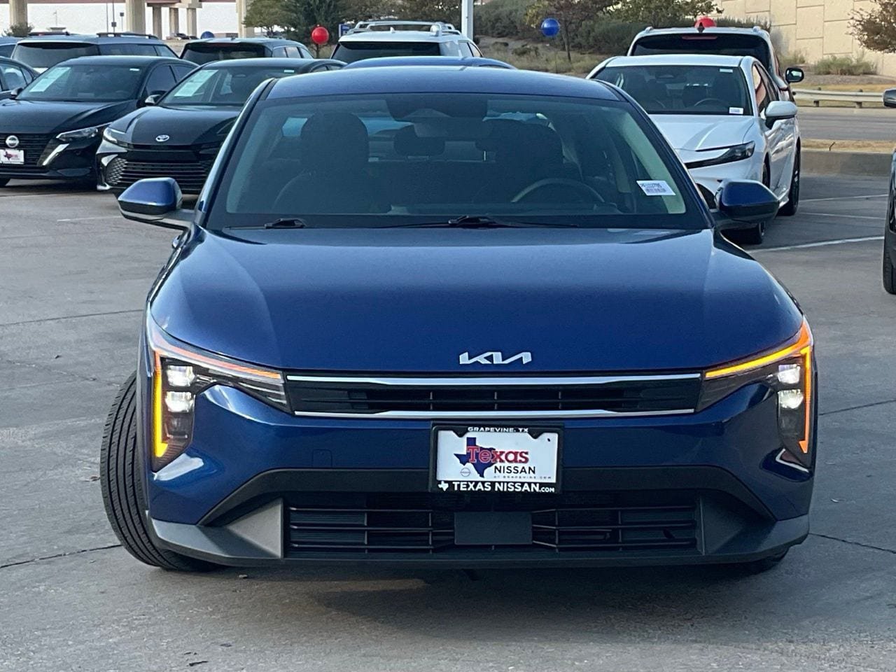 Used 2025 Kia K4 FWD image 2