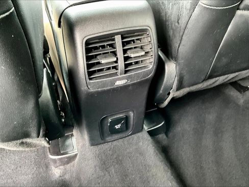 Used 2020 Ford Escape Titanium AWD/4WD image 10