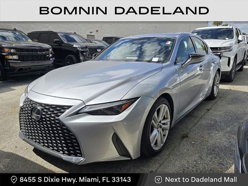 Used 2023 Lexus IS 300 300 image 2