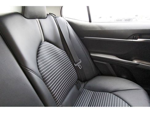 Used 2024 Toyota Camry SE w/ Convenience Package FWD image 12