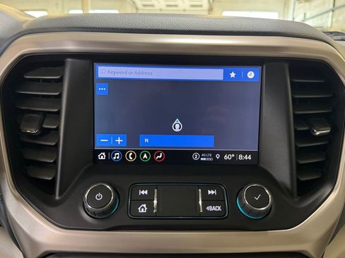 Used 2023 GMC Acadia Denali AWD/4WD image 19