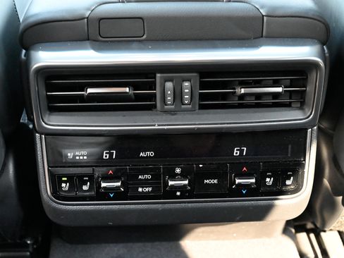 Used 2025 Lexus LX 600 4WD w/ Accessory Package (2T) image 45