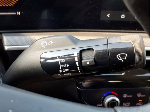 Used 2025 Kia K5 LXS FWD image 28