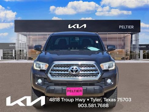 Used 2016 Toyota Tacoma TRD Off-Road w/ Towing Package AWD/4WD image 2