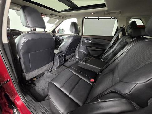 Used 2023 Nissan Rogue SV w/ SV Premium B Package AWD/4WD image 26