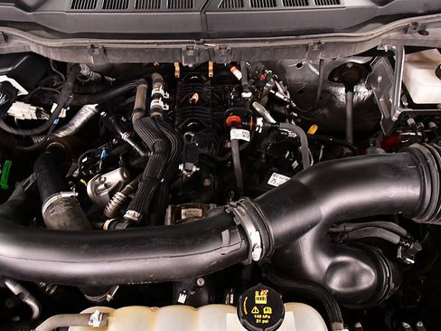 Used 2021 Ford F150 Lariat w/ Equipment Group 502A High AWD/4WD image 32