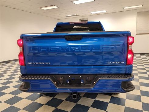 Used 2023 Chevrolet Silverado 1500 Custom image 6