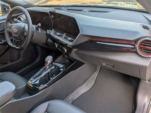 New 2026 Chevrolet Trax RS w/ Driver Confidence Package FWD image 24