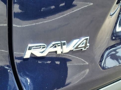 Used 2023 Toyota RAV4 XLE FWD image 22