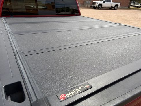 Used 2018 Chevrolet Silverado 1500 LT w/ All Star Edition image 24