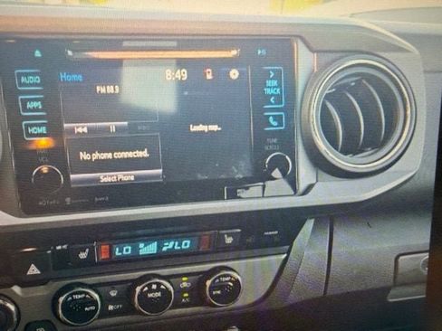 Used 2017 Toyota Tacoma TRD Pro AWD/4WD image 10