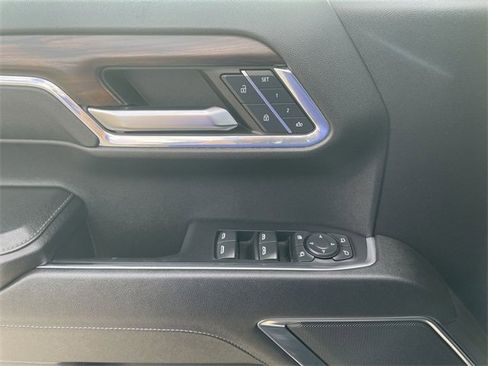 Used 2024 GMC Sierra 1500 SLT image 22