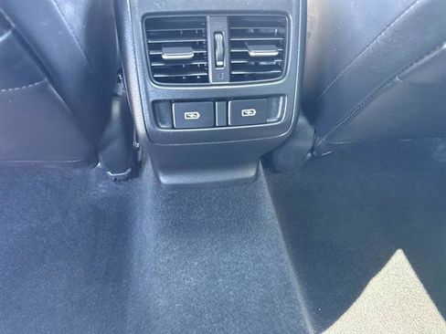 Used 2021 Honda Accord EX-L image 11
