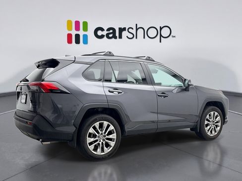Used 2023 Toyota RAV4 XLE Premium AWD/4WD image 5