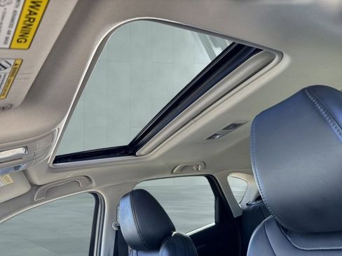 Used 2018 MAZDA CX-5 Touring w/ Preferred Equipment Package image 21