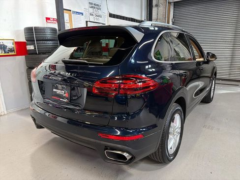 Used 2016 Porsche Cayenne image 5