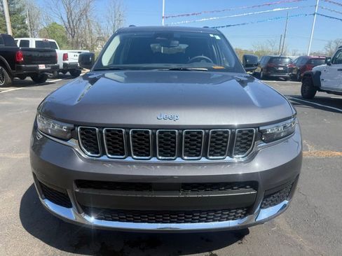 Used 2023 Jeep Grand Cherokee L Laredo AWD/4WD image 7