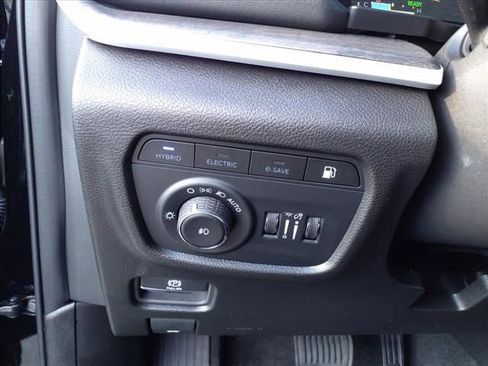 New 2024 Jeep Grand Cherokee Limited 4xe image 22