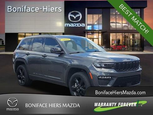 Used 2025 Jeep Grand Cherokee Limited w/ Luxury Tech Group II image 1