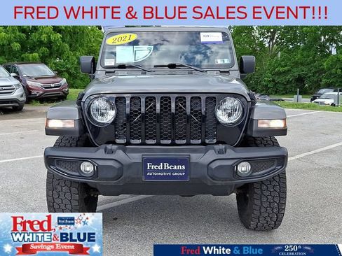 Used 2021 Jeep Gladiator Sport AWD/4WD image 3