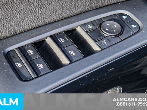 Certified 2025 Nissan Pathfinder SV image 45