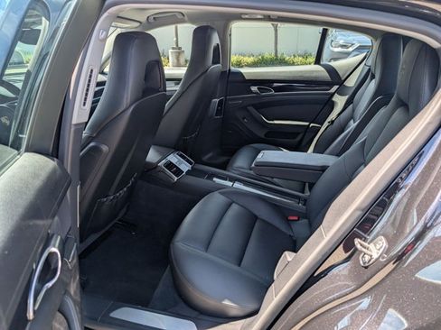 Used 2013 Porsche Panamera Platinum Edition RWD image 18