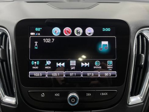 Used 2017 Chevrolet Malibu Premier w/ Premier Sun and Wheel Package image 25