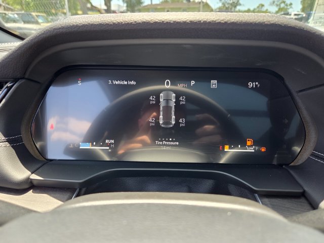New 2026 Jeep Grand Cherokee Limited w/ Luxury Tech Group II RWD image 32