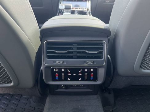 New 2025 Audi Q7 3.0T Premium Plus image 29
