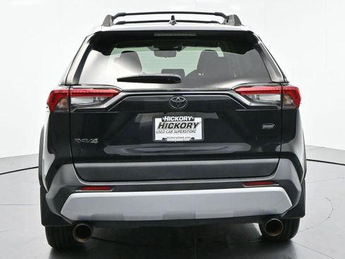 Used 2022 Toyota RAV4 Adventure w/ Convenience Package AWD/4WD image 6