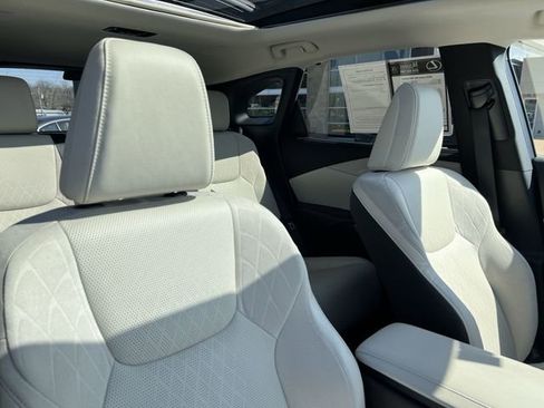 Used 2025 Lexus RX 350 350 Luxury w/ Convenience Package image 23