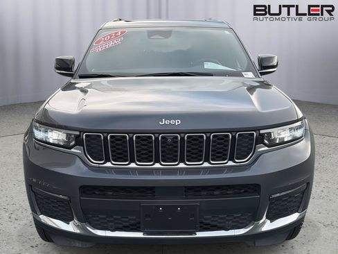 Used 2024 Jeep Grand Cherokee L Limited w/ Luxury Tech Group II AWD/4WD image 9